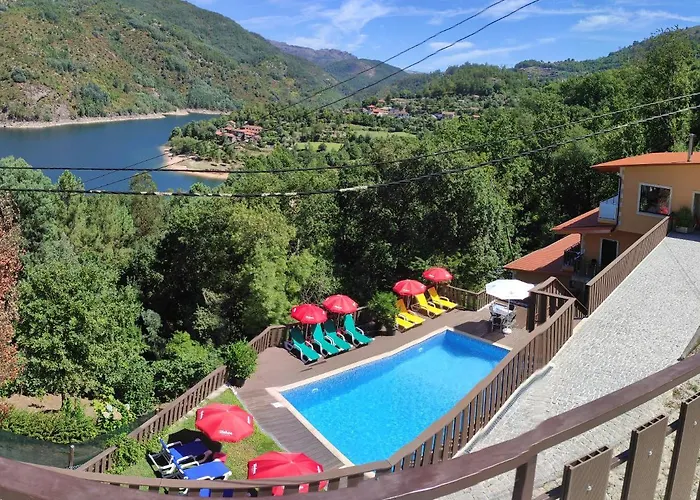 Casa Encosta Do Rio-ferias No Geres 아파트