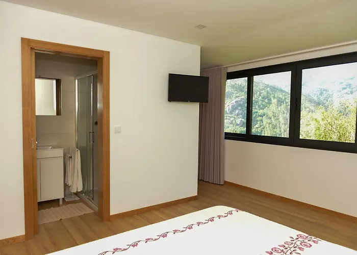 Casa Encosta Do Rio-ferias No Geres 아파트 *